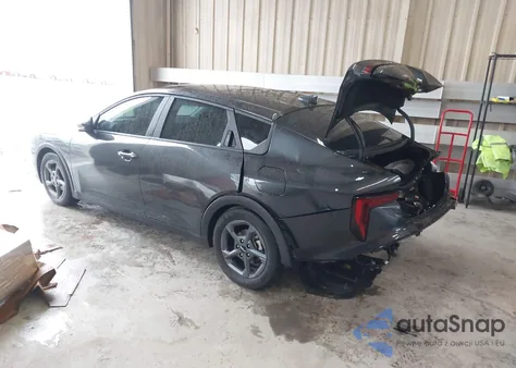 2025 Kia K4 Lxs from USA, damaged, VIN 3KPFT4DE0SE084037